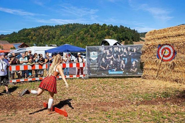 Die Highland-Games in Stegen locken zahlreiche Besucher an