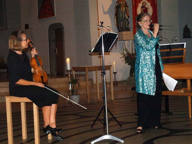 Das Erffnungskonzert des Grwihler Ku...eld, Geige, und Anke Dennert, Cembalo.  | Foto: Karin Stckl-Steinebrunner