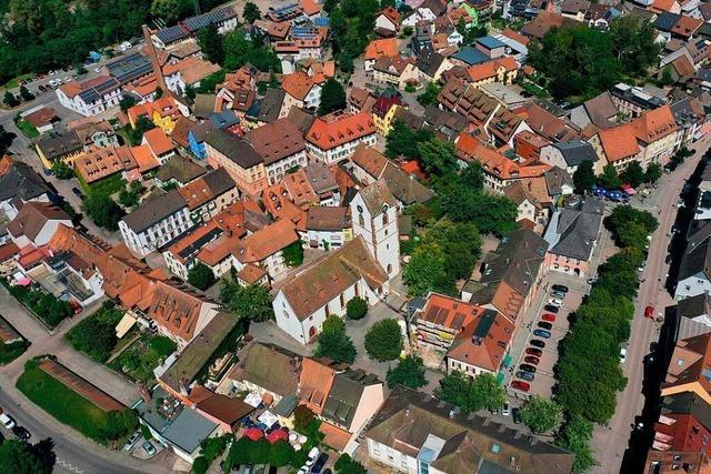 Die Verschwundene Altstadt wird fürs Schopfheimer Stadtbuch ans Licht geholt