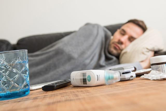 Grippe: Ansteckung, Symptome und Unterschiede zu Corona