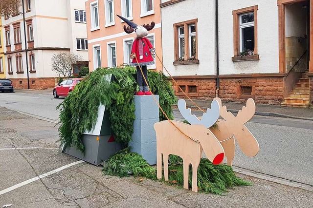 Der weihnachtlich geschmckter  Blitzer in der Feuerwehrstrae in Lahr  | Foto: Christian Kramberg