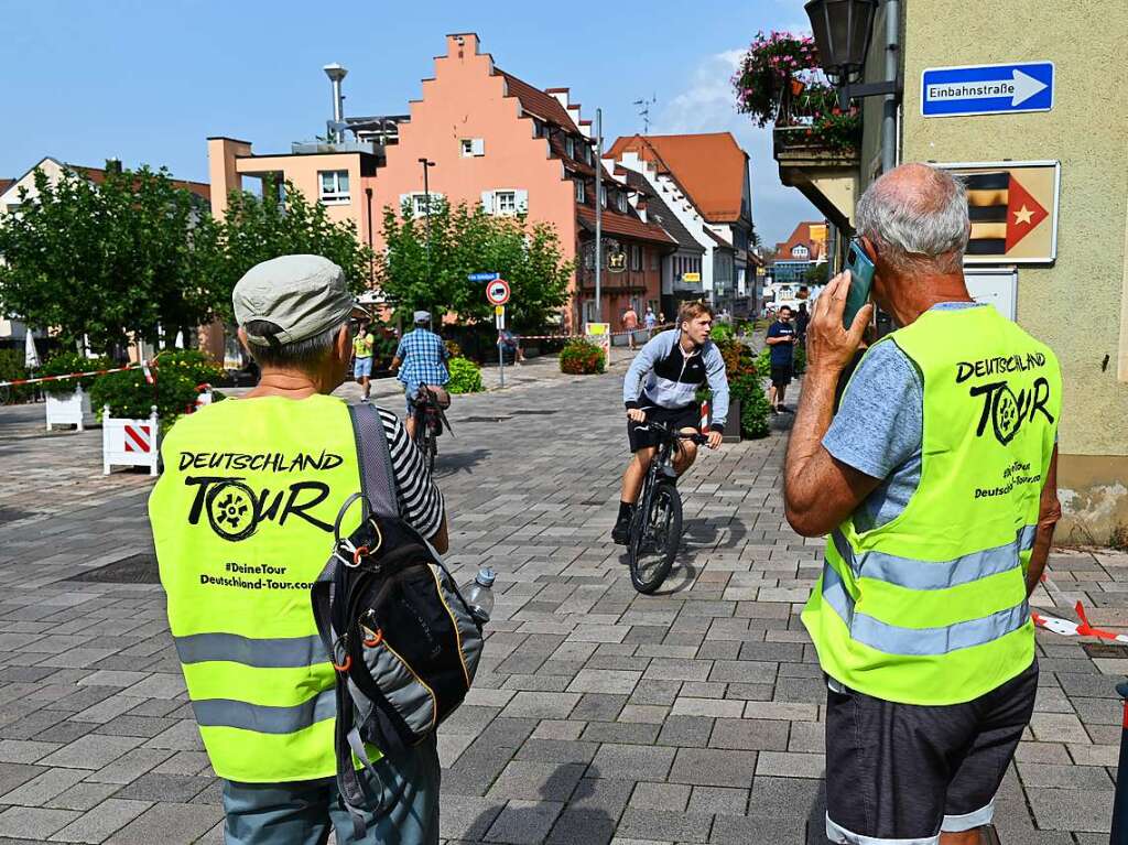 Ordner im Einsatz.