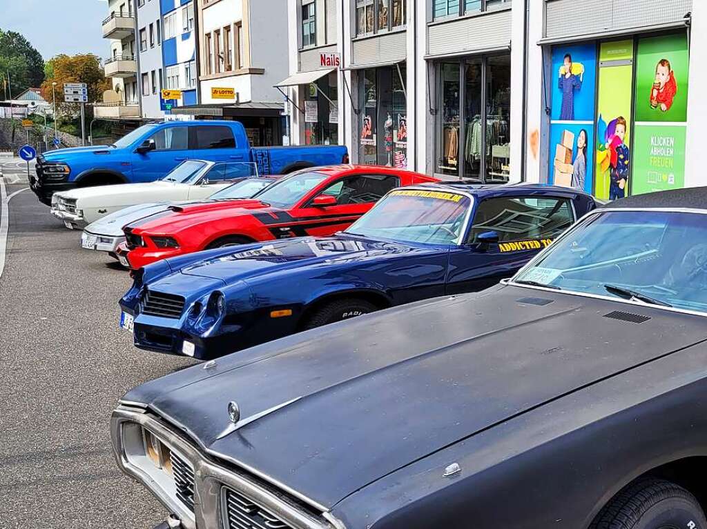 Ami-Treff Dreilndereck zeigte  US-Cars, Bikes und Oldtimer