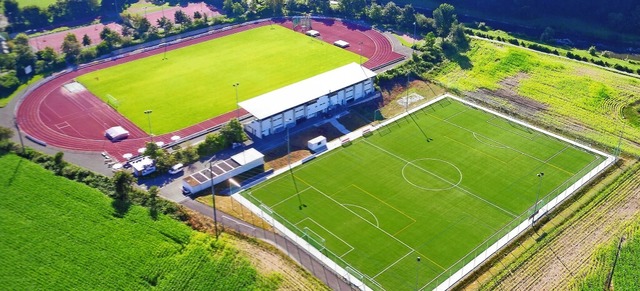 Das Langensteinstadion in Tiengen 2015... Millionen Mark hat es einst gekostet.  | Foto:  Anton Wiesmann