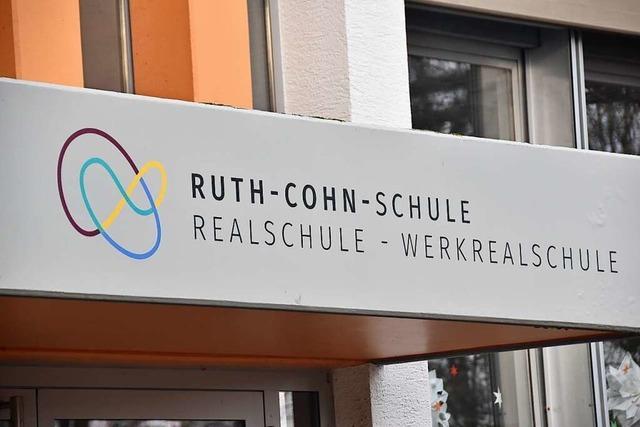 In gut zwei Wochen wird die Baustelle für den Neubau der Denzlinger Ruth-Cohn-Schule eingerichtet