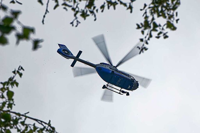 Mit einem Hubschrauber suchte die Poli...bar verwirrte Seniorin aus Denzlingen.  | Foto: Ruth Seitz