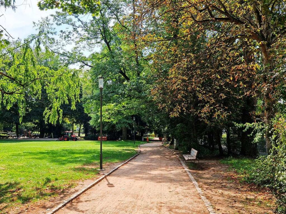 Der Rosenfelspark hat im heien Sommer... zu bieten, vor allem  Schattenpltze.  | Foto: Maja Tolsdorf