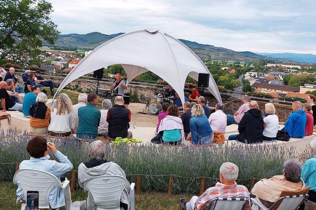 Zwischen Lavendel und Stadtmauer: Die ...rten bieten eine besondere Atmosphre.  | Foto: Sattelberger