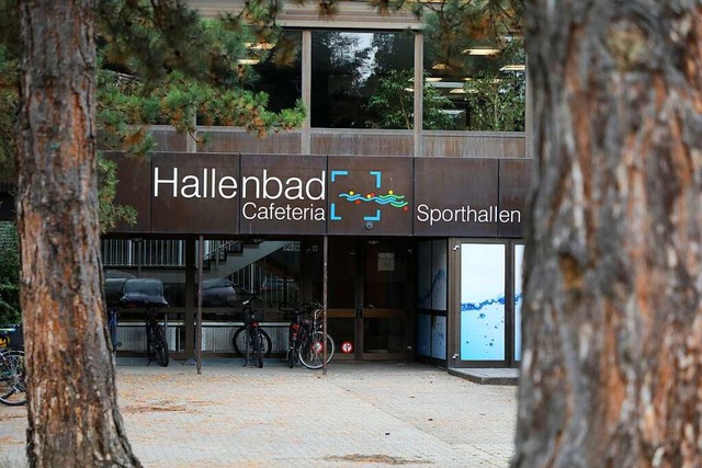 Wird das Lahrer Hallenbad geffnet oder nicht?  | Foto: Christoph Breithaupt