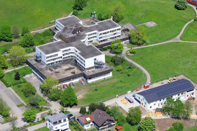 Der Gesundheitscampus soll im sternfr...n. Rechts unten der neue Kindergarten.  | Foto: Erich Meyer