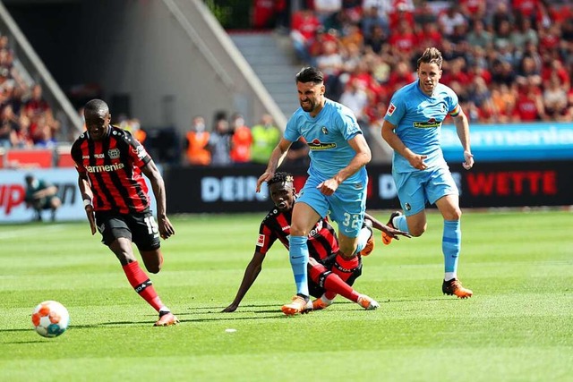 SC-Spieler Vincenzo Grifo (32) kann nu...lor bei Bayer 04 im Mai 2022 mit  1:2.  | Foto: IMAGO/Siegfried Wensierski