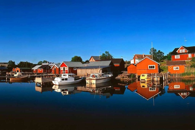Die land-Inseln liegen zwischen dem s...und finnischen Festland in der Ostsee.  | Foto: Udo Haafke (dpa)