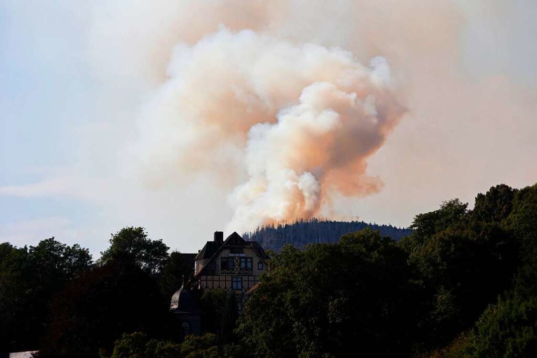 Der Brand Am Brocken Ist Noch Nicht Unter Kontrolle Gebracht ...