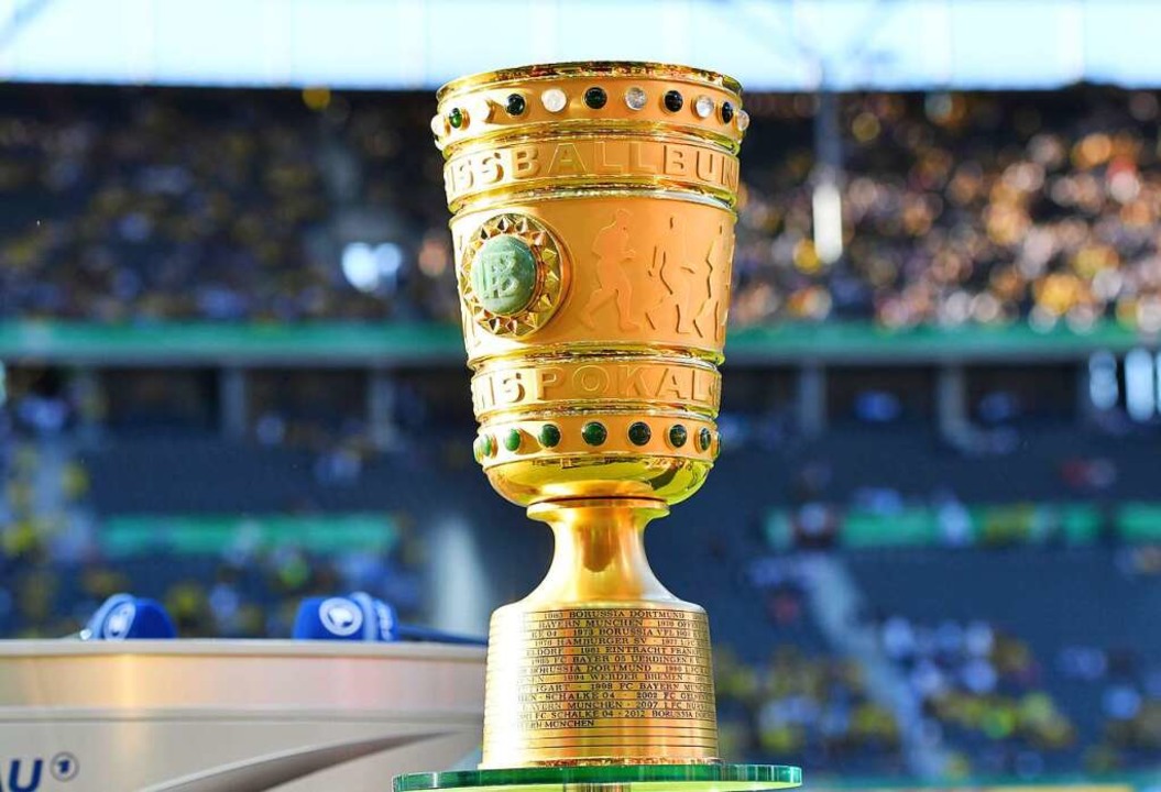Die Trophäe des DFB-Pokal  | Foto: Bernd Thissen