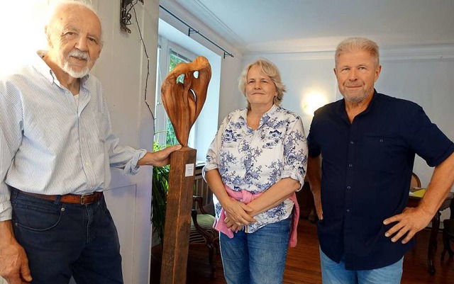 Der Bildhauer Werner Deschler zusammen...he &#8222;Kultur und Lebensart&#8220;.  | Foto: Roswitha Frey