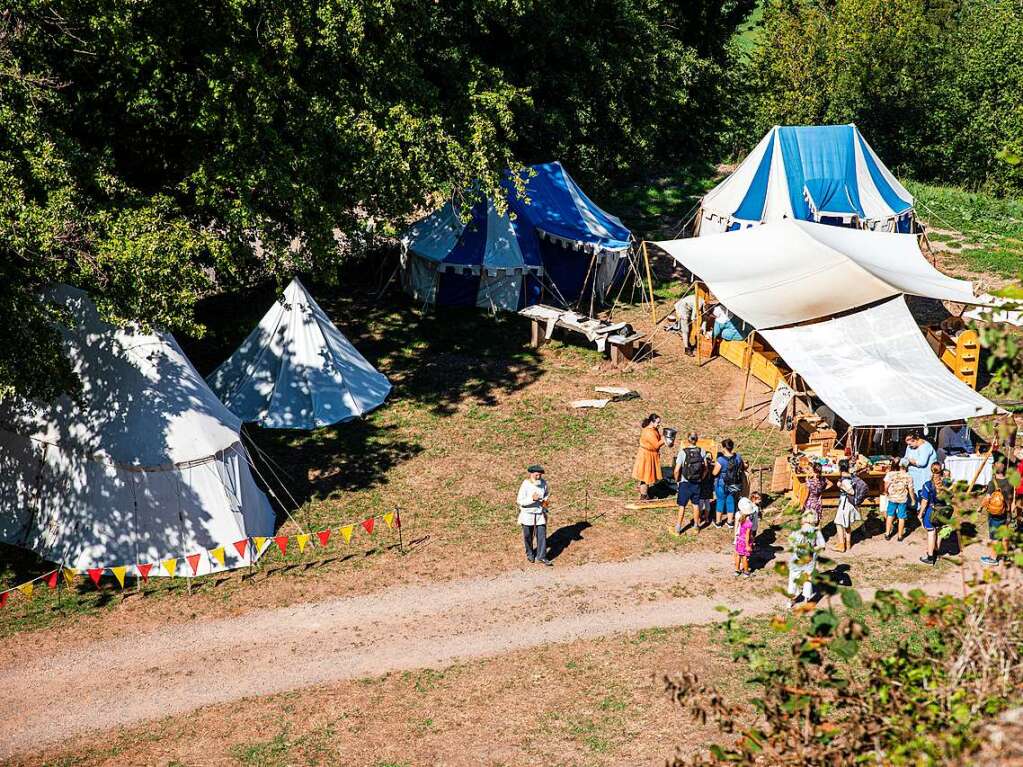 Mittelalterliches Lagerleben faszinierte die Besucher des Hochburgfests.