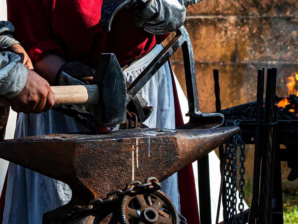 Mittelalterliches Lagerleben faszinierte die Besucher des Hochburgfests.