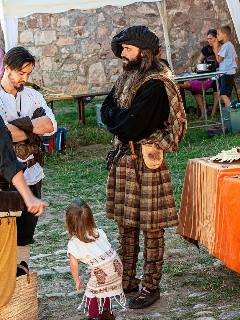 Mittelalterliches Lagerleben faszinierte die Besucher des Hochburgfests.