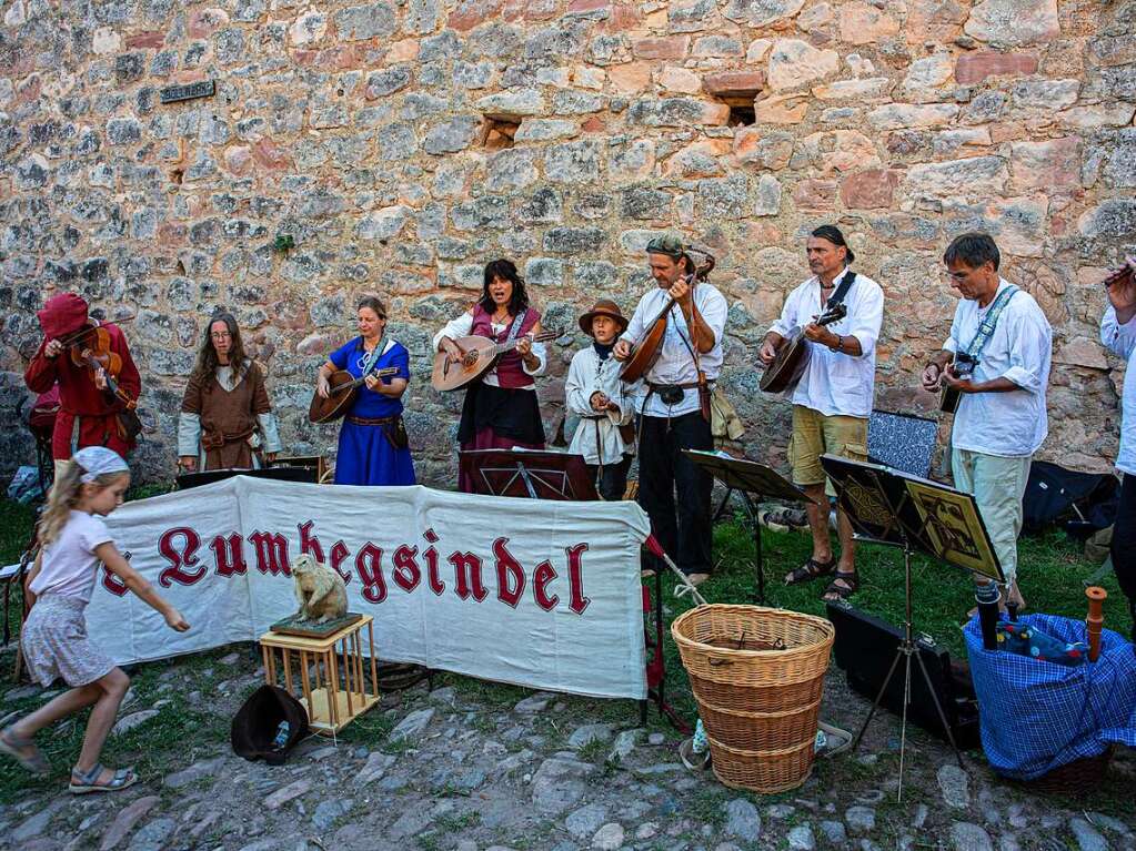 Mittelalterliches Lagerleben faszinierte die Besucher des Hochburgfests.