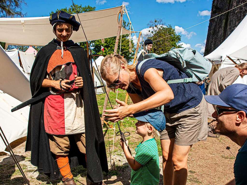 Mittelalterliches Lagerleben faszinierte die Besucher des Hochburgfests.