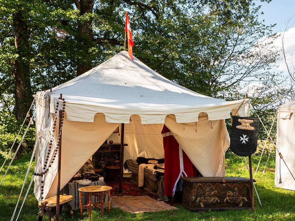 Mittelalterliches Lagerleben faszinierte die Besucher des Hochburgfests.