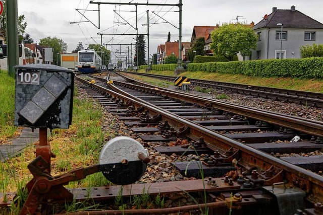 Die Weichen im Regionalverkehr stehen auf Streik.  | Foto: Martin Wendel