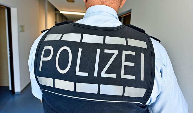 Die Polizei sucht Hinweise zu dem berfall und dem Tter (Symbolbild).  | Foto: Michael Bamberger