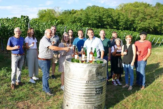 Die Interessengemeinschaft Weinfest un...ss-Vesper  auf das anstehende Fest an.  | Foto: Louisa Krieg