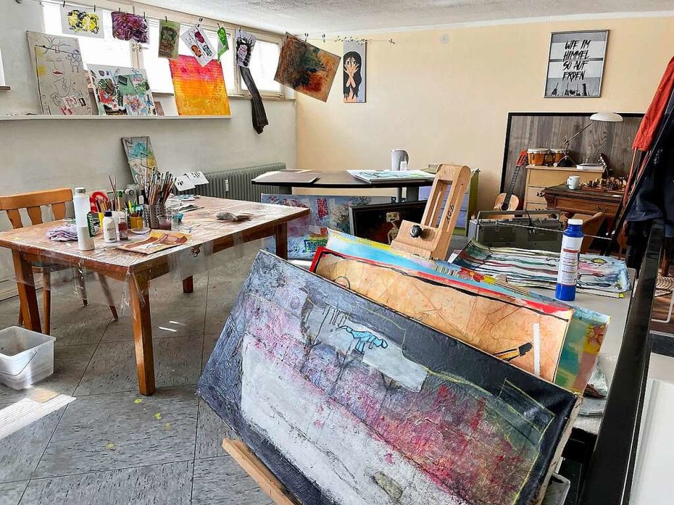 Atelier im gerade sanierten Hinterhaus Übergangswohnheim Rössle von Pro Digno  | Foto: Barbara Ruda