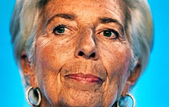 Einstimmig wurde die Leitzinserhhung ...identin Christine Lagarde beschlossen.  | Foto: DANIEL ROLAND (AFP)