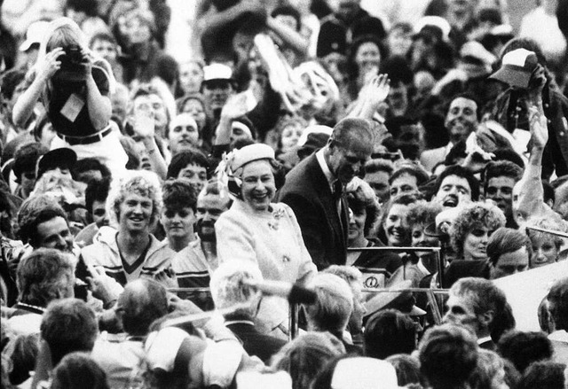 Brisbane, Australien: Die britische K...een Elizabeth II Jubilee Sports Centre  | Foto: Peter Charles (dpa)