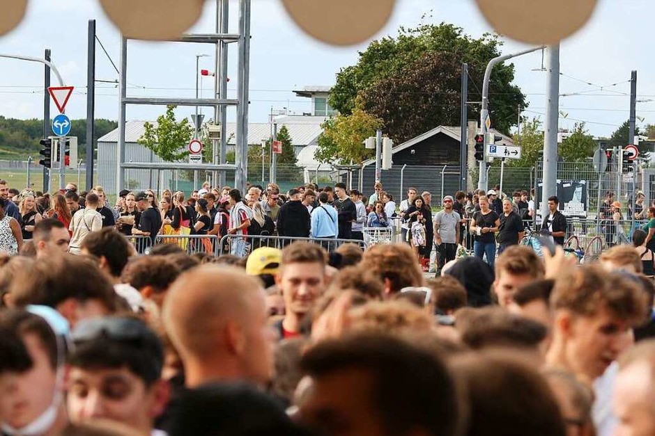 Am Freitag war der erste Festivaltag des neuen HipHop-Festivals. (Foto: Alexander Koch) Am Freitag war der erste Festivaltag des neuen HipHop-Festivals. (Foto: Alexander Koch)