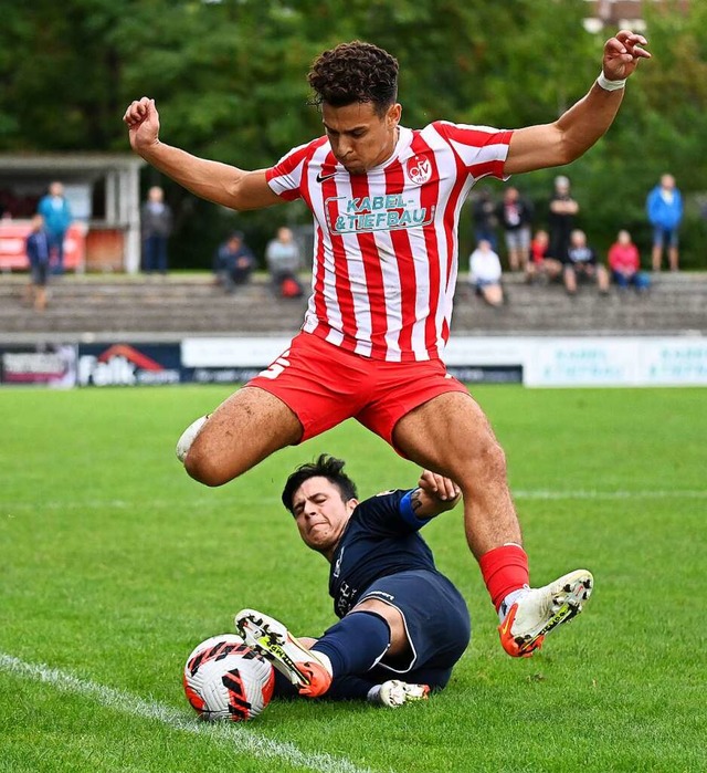 Konnten sich nicht belohnen: Luca Ernst (oben) und der OFV  | Foto: Wolfgang Knstle