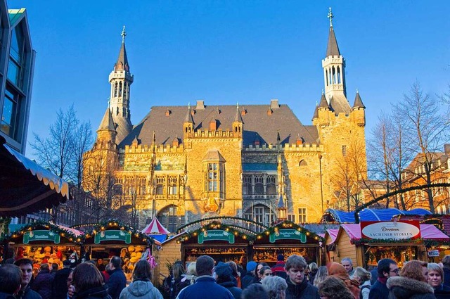 Weihnachtsglanz rund um Dom und Rathaus: der Aachener Weihnachtsmarkt  | Foto:  Foto Oliver Franke/Tourismus N