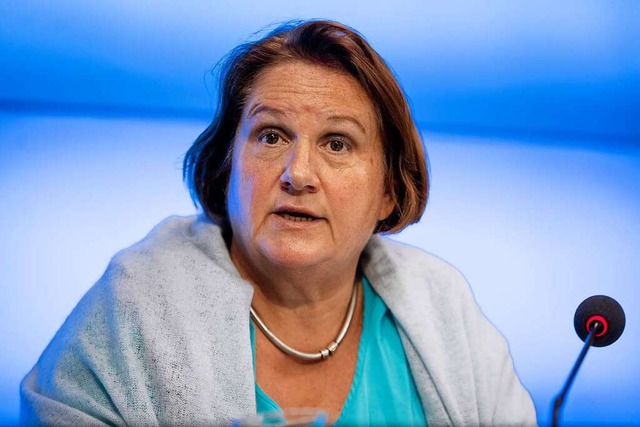 Freundlich und auf Augenhhe: Bildungsministerin Theresa Schopper  | Foto: Christoph Schmidt (dpa)