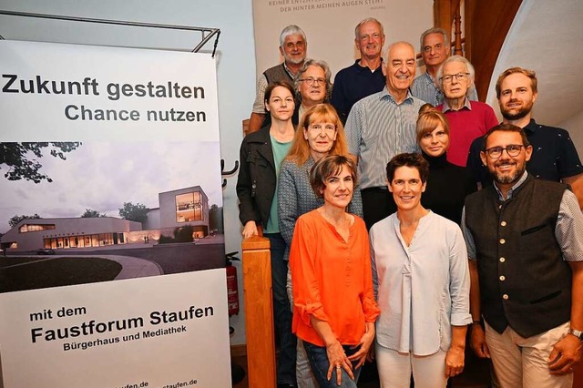 Vorstand und Beirat des neuen Freundes...en rechts Vorsitzender Markus Glatter.  | Foto: Hans-Peter Mller