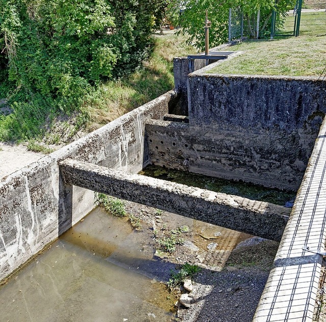 Die Sanierung vorhandener Rckhaltebec...r die Behrden Vorrang vor Neubauten.   | Foto: Martin Wendel