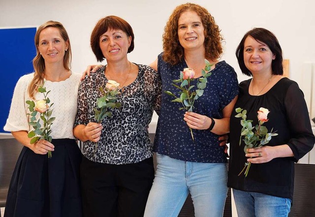 Freuen sich ber die bestandene Prfun... Ines Feudel und Rinita Hald-Stukert.   | Foto: Stadt Lahr