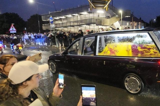 Queen-Trauerfeier: Verwandte und ein Leichenwagen aus dem Südwesten
