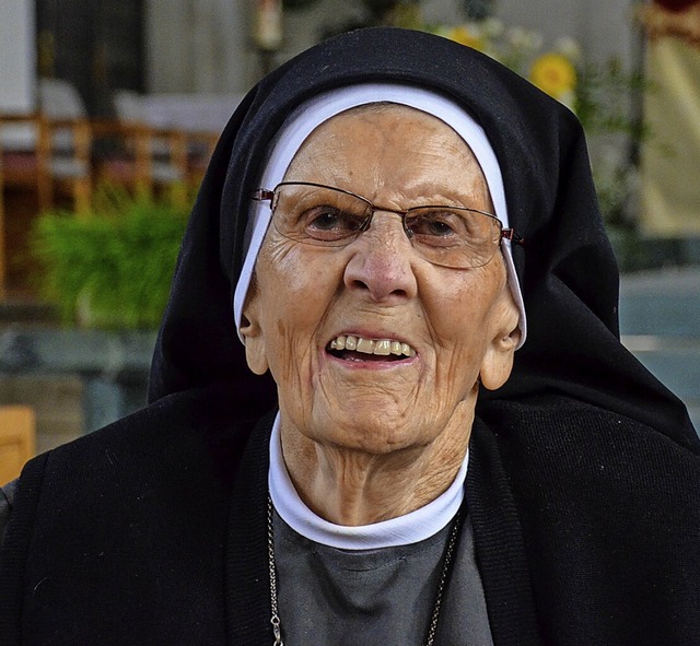 Schwester Clementine ist die vierte Sc...St. Trudpert, die 100 Jahre alt wurde.  | Foto: Gabriele Hennicke