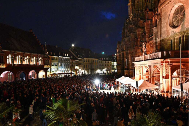 Klangkunst auf dem M�nsterplatz