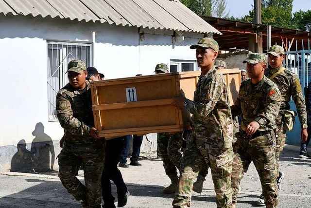 Zahl der Toten bei blutigem Grenzstreit in Zentralasien steigt