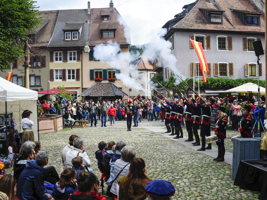 Das Spektakel mit 250 Akteuren brachte Theaterstcke, mittelalterliches Marktgeschehen, den Wettstreit der Gaukler und vieles mehr in die historische Altstadt.