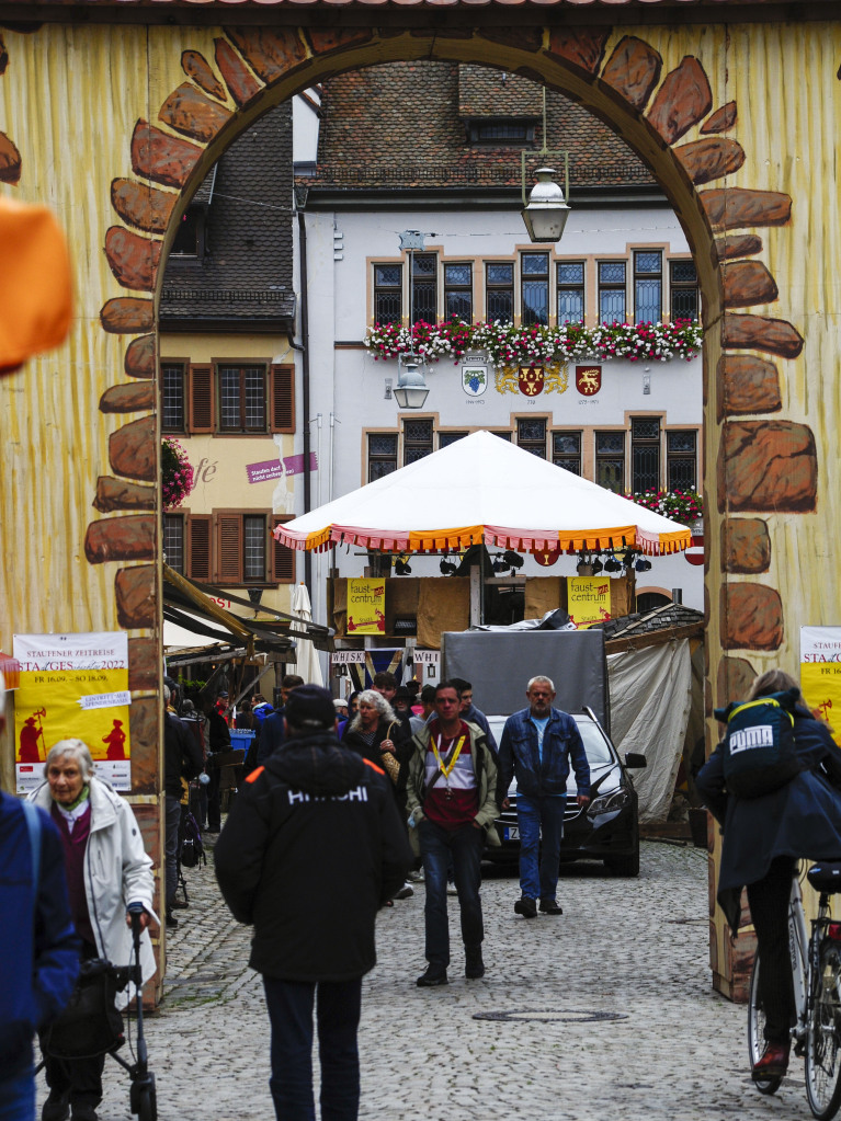 Das Spektakel mit 250 Akteuren brachte Theaterstcke, mittelalterliches Marktgeschehen, den Wettstreit der Gaukler und vieles mehr in die historische Altstadt.