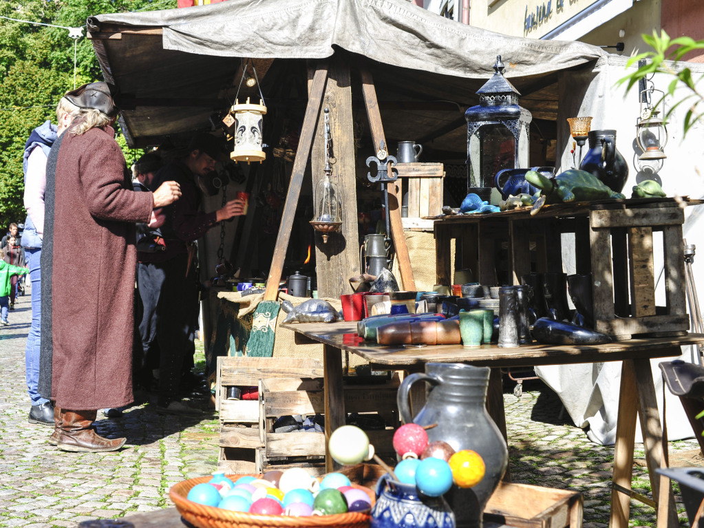 Das Spektakel mit 250 Akteuren brachte Theaterstcke, mittelalterliches Marktgeschehen, den Wettstreit der Gaukler und vieles mehr in die historische Altstadt.