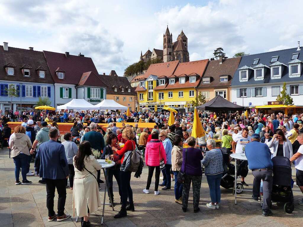 Am Samstagabend rockte Funrise die Bhne am Marktplatz. Am Sonntag bernahmen unter anderem Storl and Friends, Fees Ballettschule und 