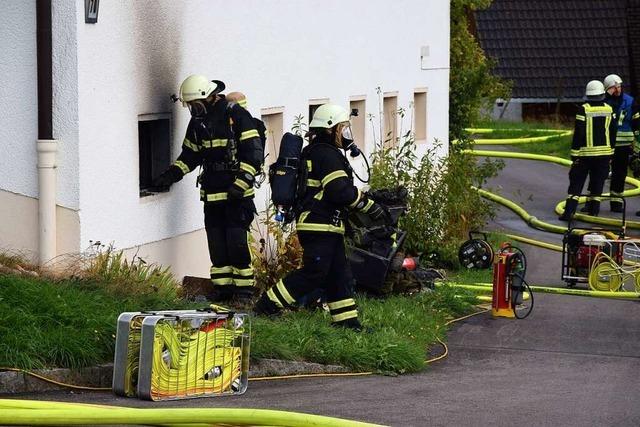 Feuerwehr lscht Heizungsbrand im Jostal