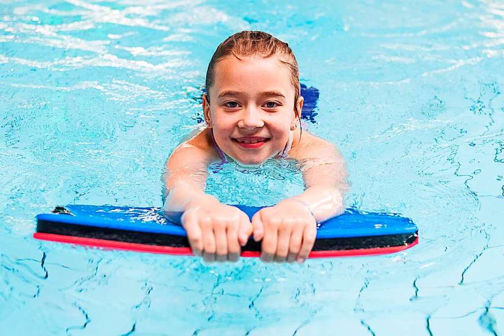 Dreisamtäler gründen Schwimmclub um Bedarf an Schwimmkursen zu decken Kirchzarten Badische