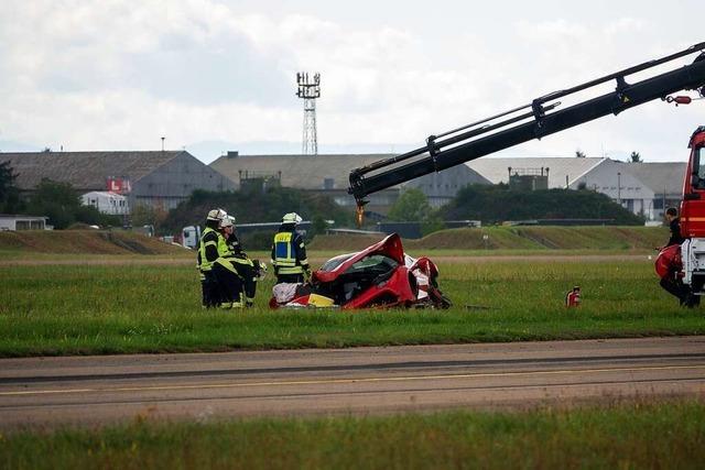 Nach dem Ferrari-Crash: Sportwagenfahrten werden auf dem Flugplatz Lahr immer wieder angeboten