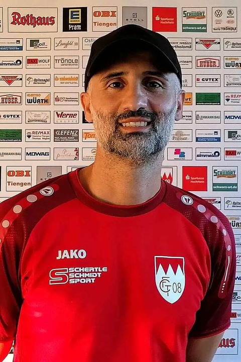 Seit 2019 beim FC Tiengen: Trainer Erkan Kanli  | Foto: Martin Dörflinger